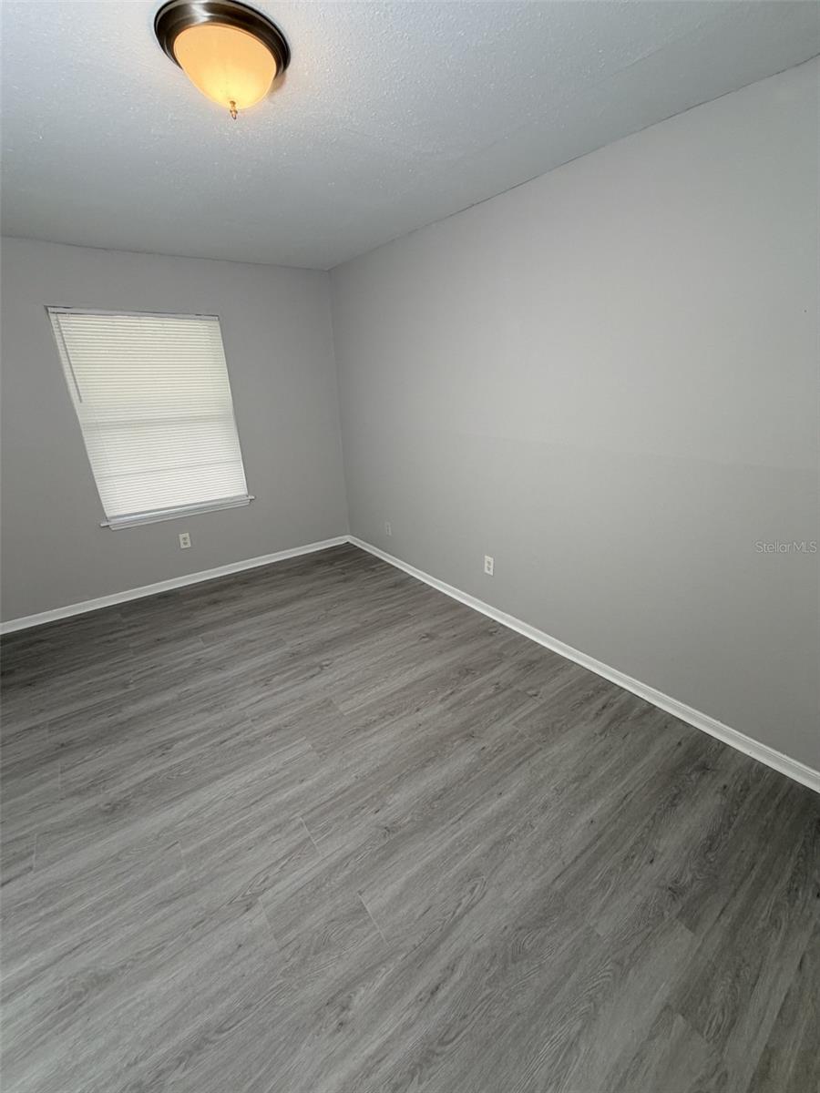 5328 WHITEWAY DR — photo 10