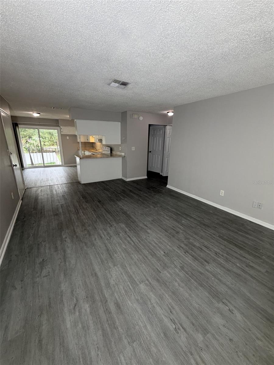 5328 WHITEWAY DR — photo 18