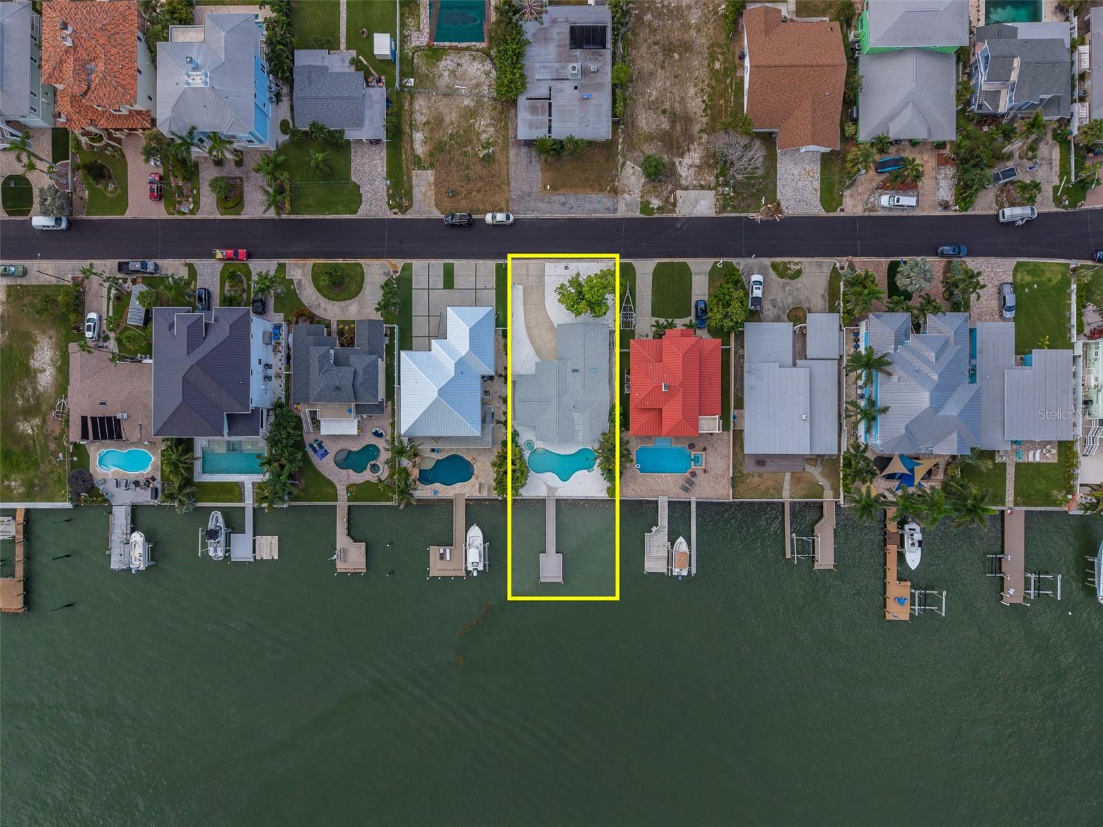 814 BAY POINT DR — photo 9
