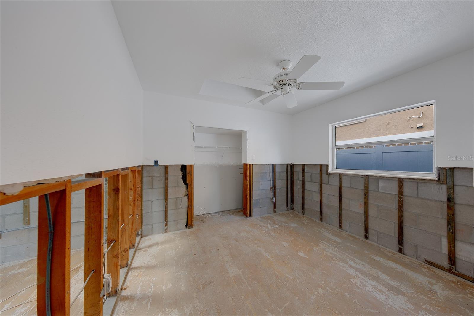 814 BAY POINT DR — photo 44