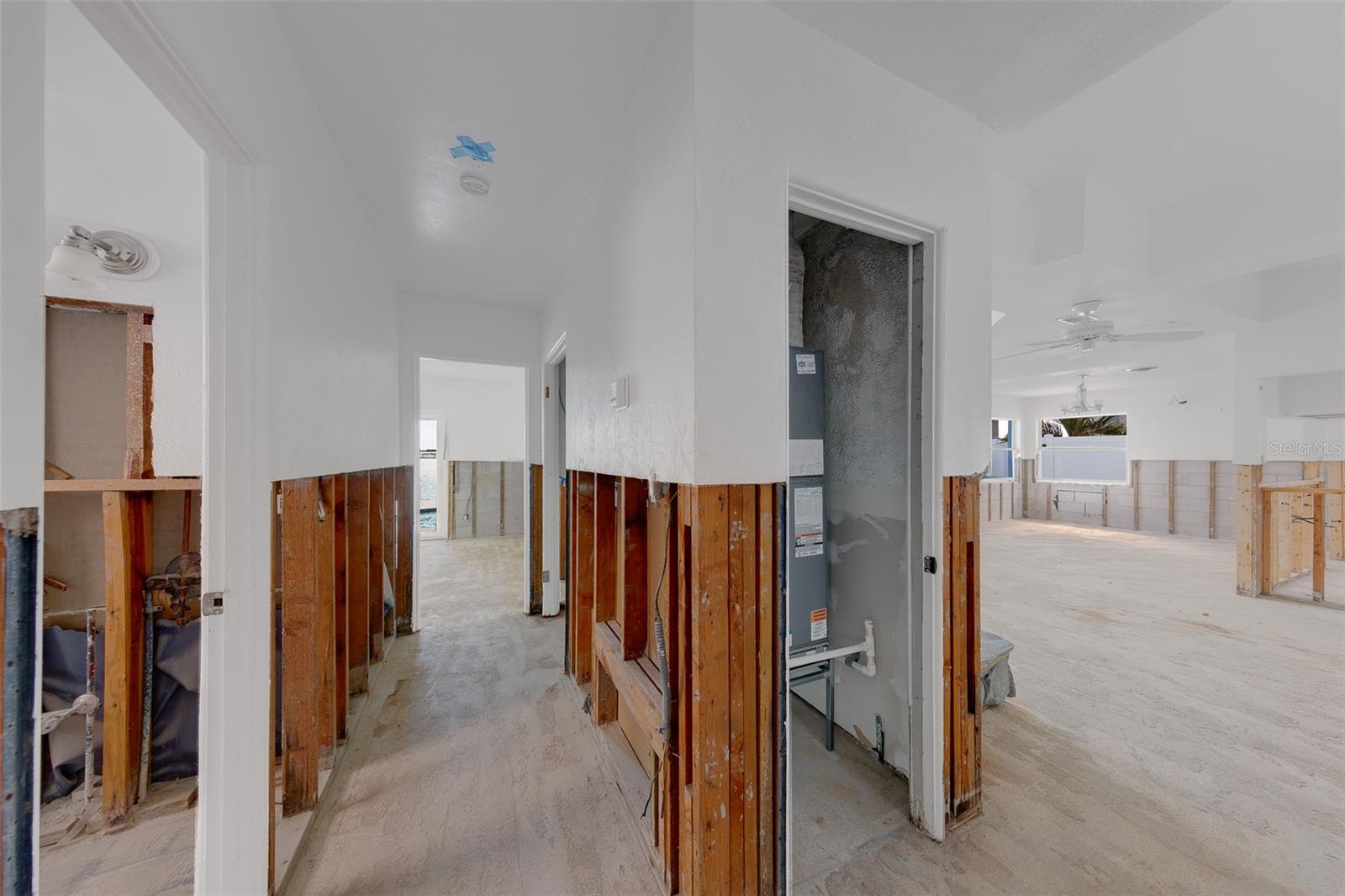 814 BAY POINT DR — photo 49