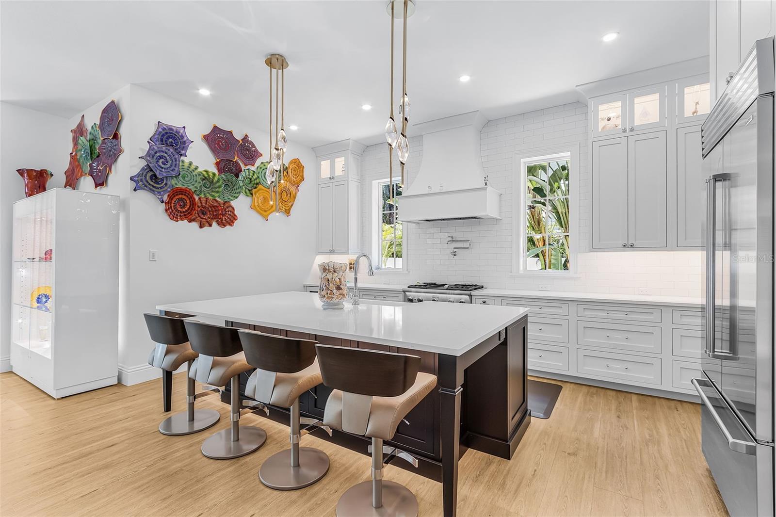 1426 S OSPREY AVE — photo 8