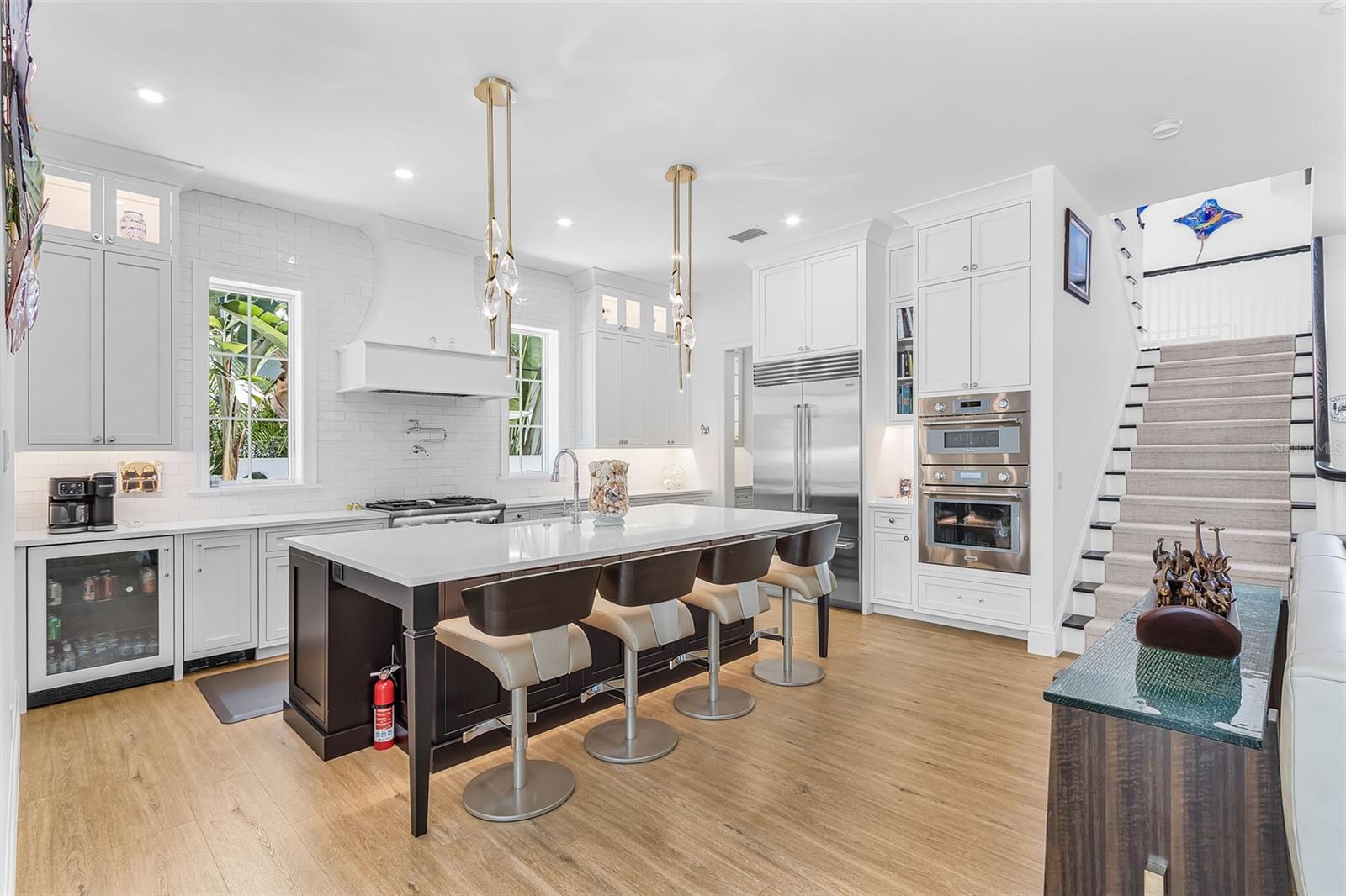 1426 S OSPREY AVE — photo 5