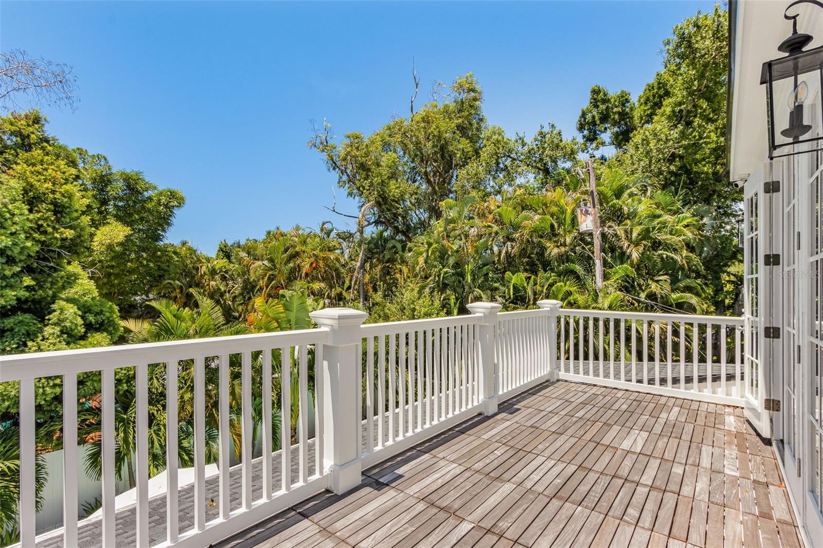 1426 S OSPREY AVE — photo 29