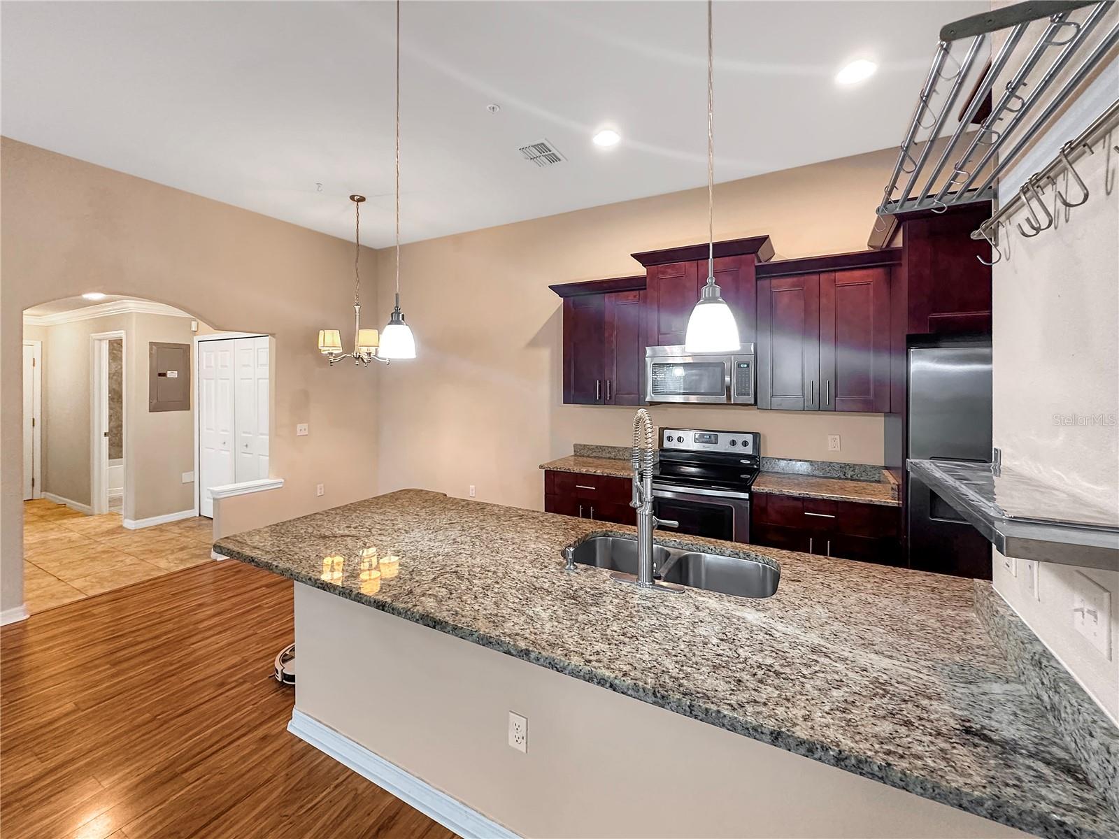 5041 ROYAL PALMS WAY #302 — photo 11