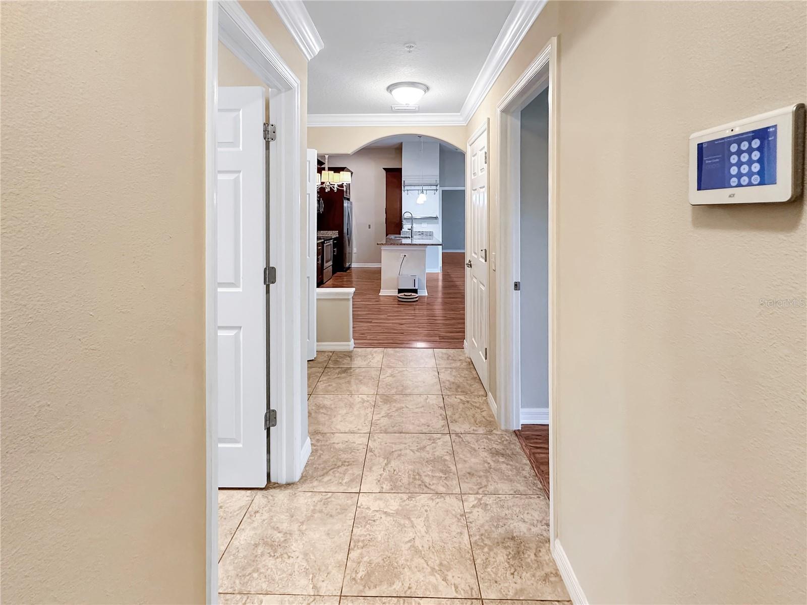 5041 ROYAL PALMS WAY #302 — photo 17