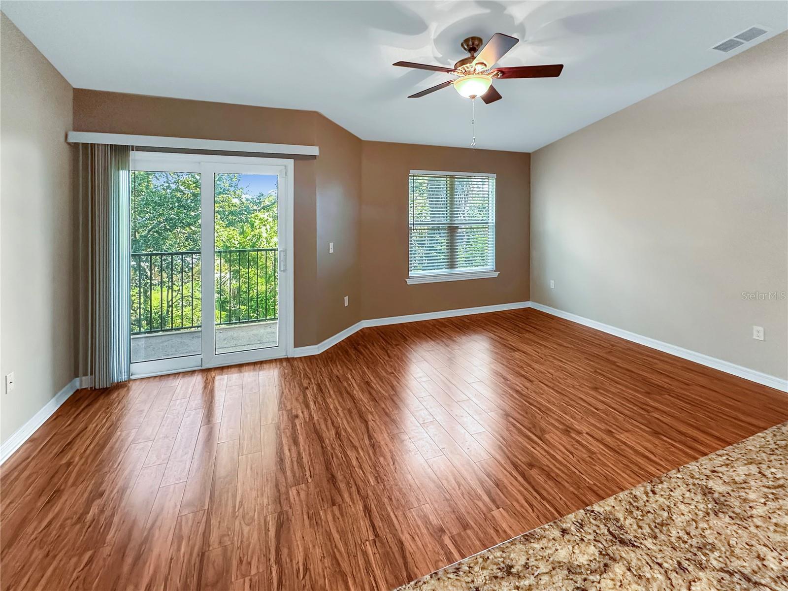 5041 ROYAL PALMS WAY #302 — photo 9
