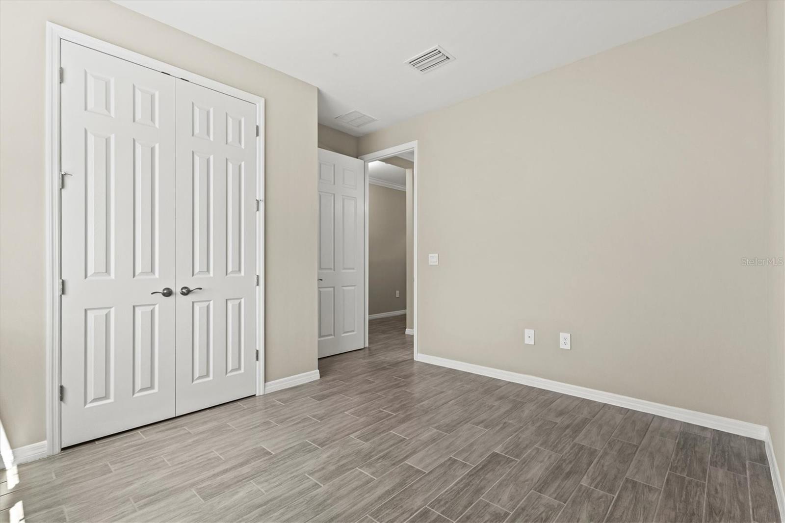 308 SOLIERA ST — photo 23
