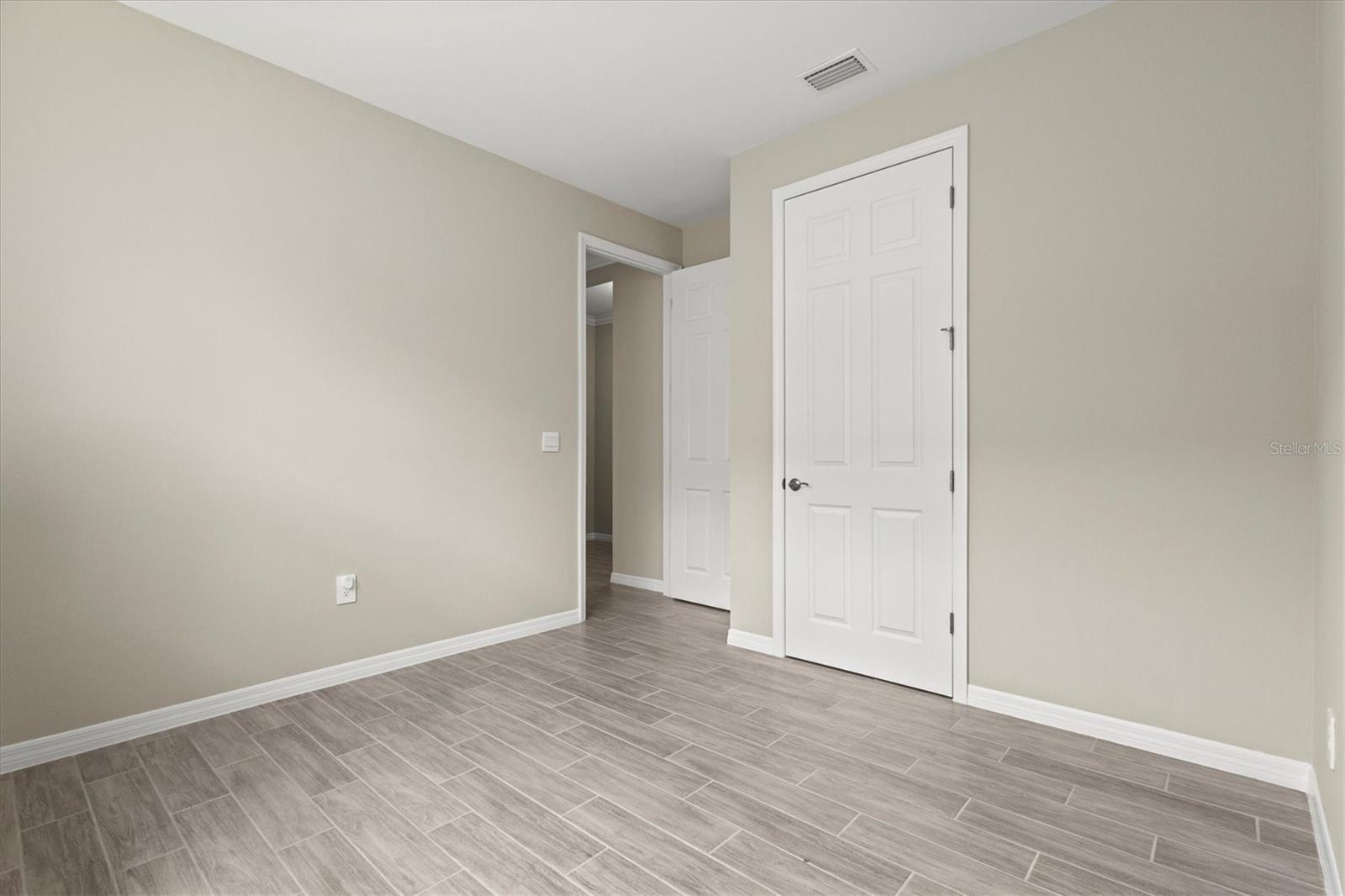 308 SOLIERA ST — photo 25