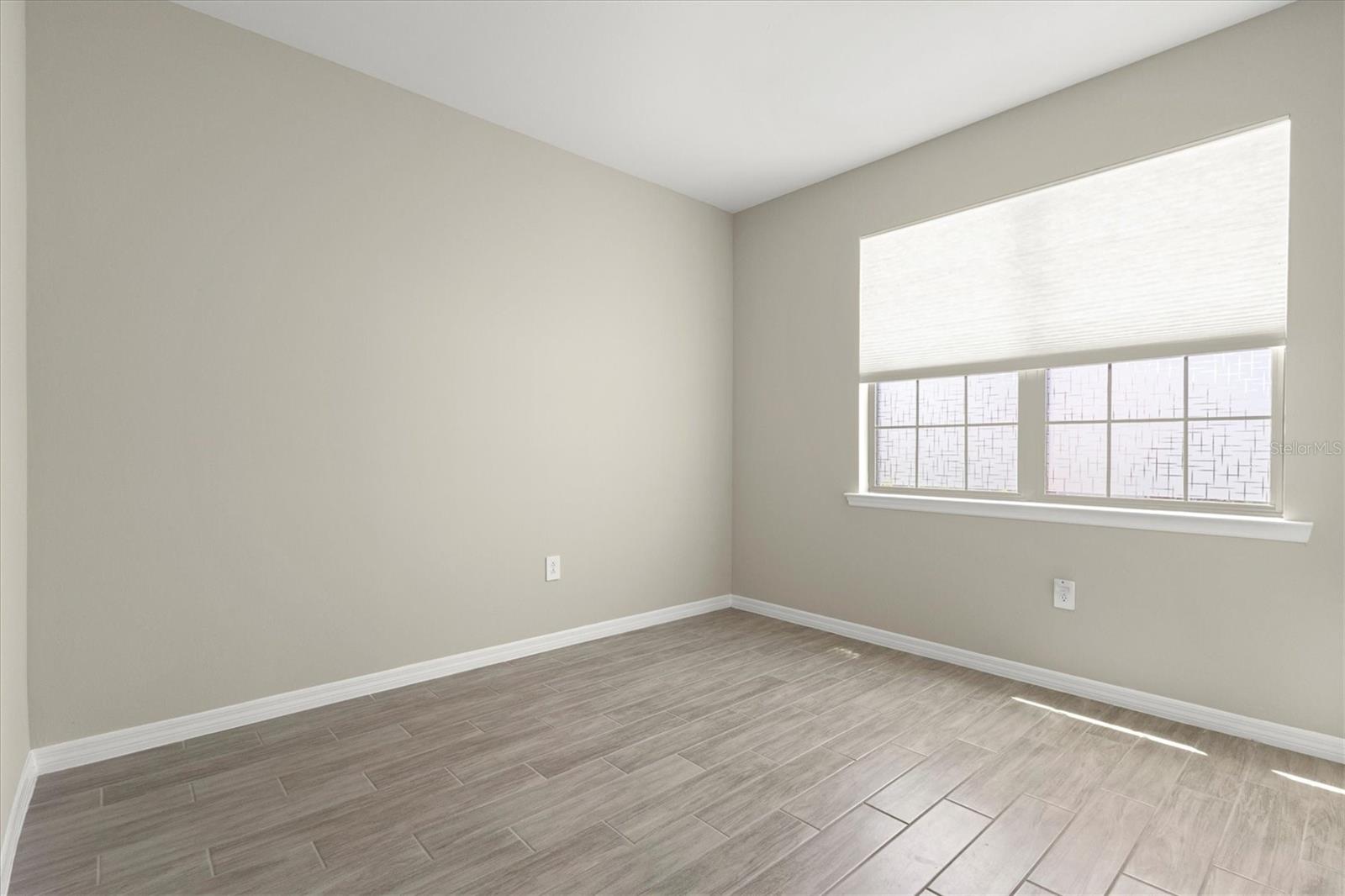 308 SOLIERA ST — photo 22