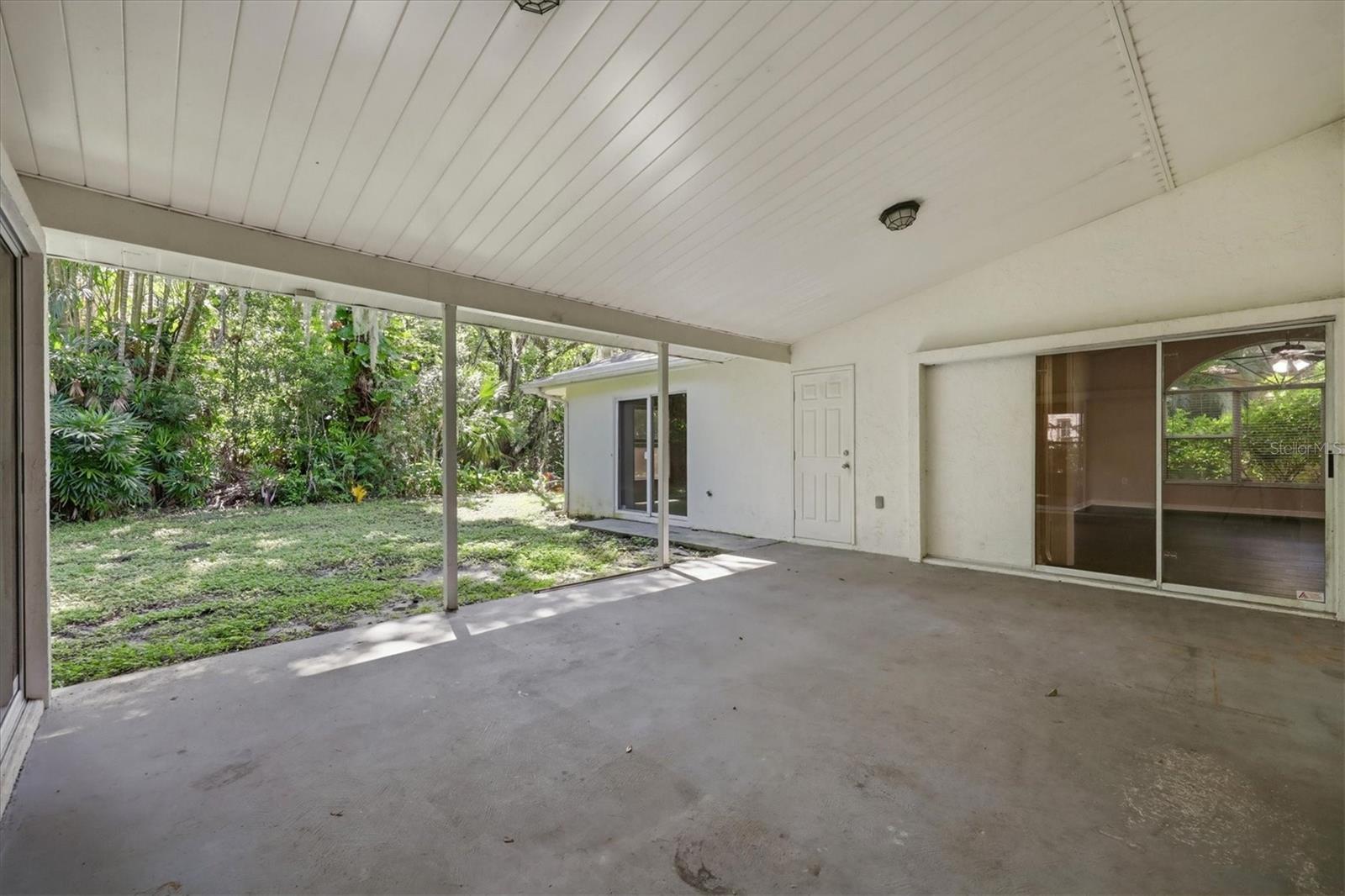 4537 CHIMNEY CREEK DR — photo 30