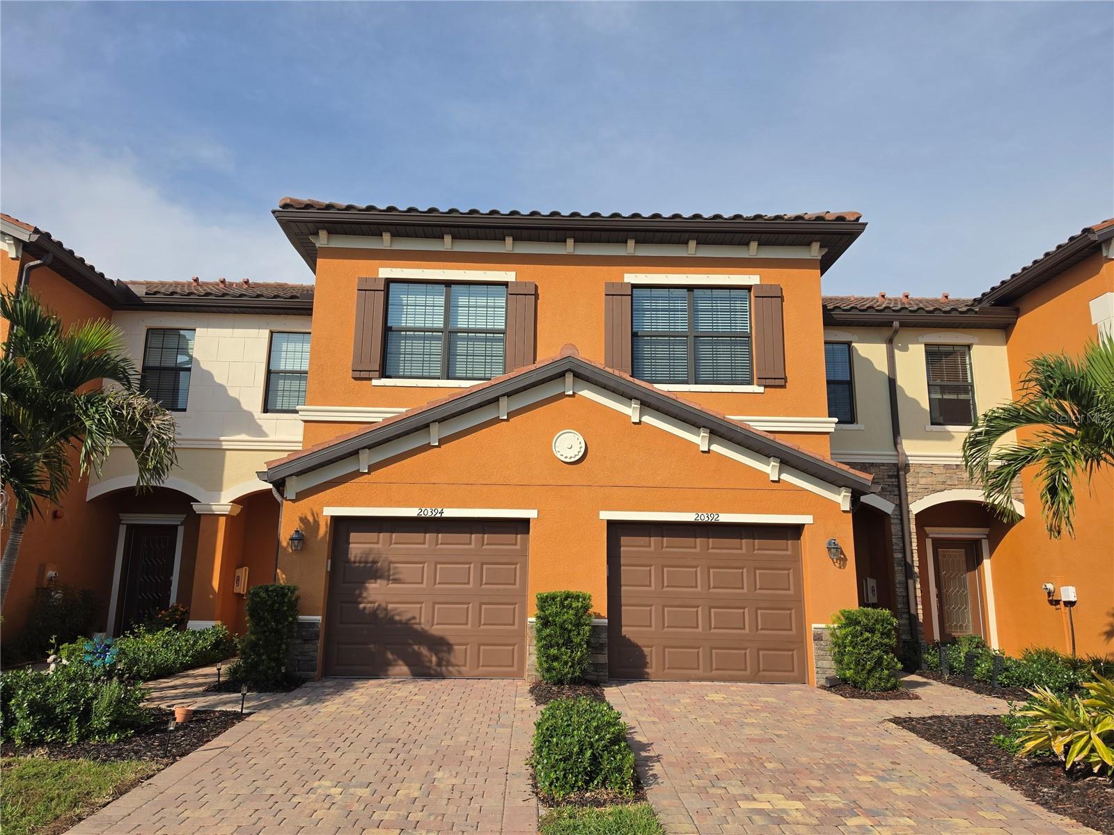 20392 LAGENTE CIR — photo 2
