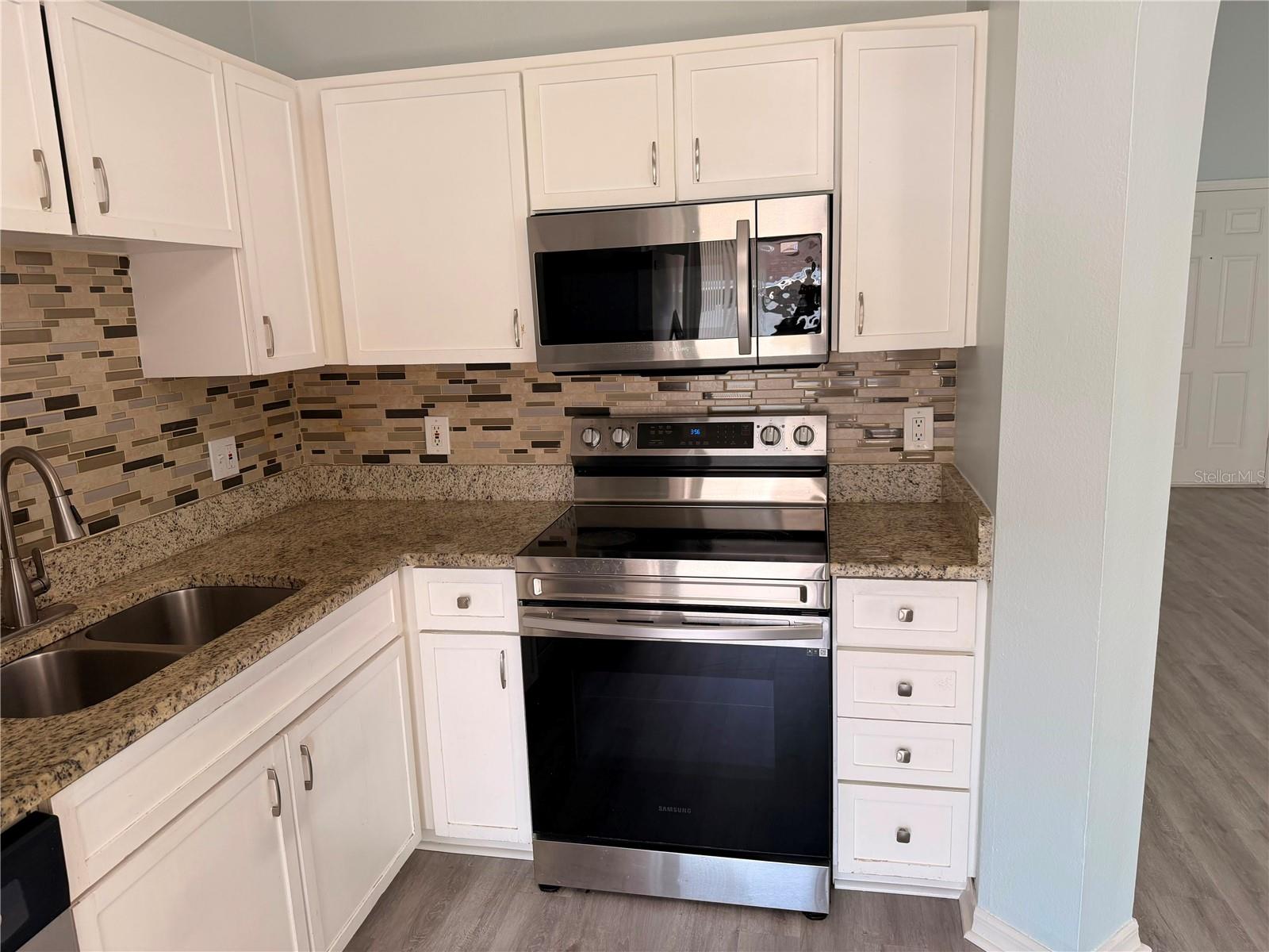8321 ARABIAN DUNES PL — photo 7
