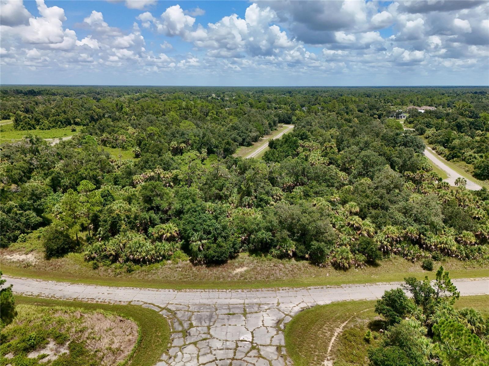 Home in NORTH PORT — photo 40