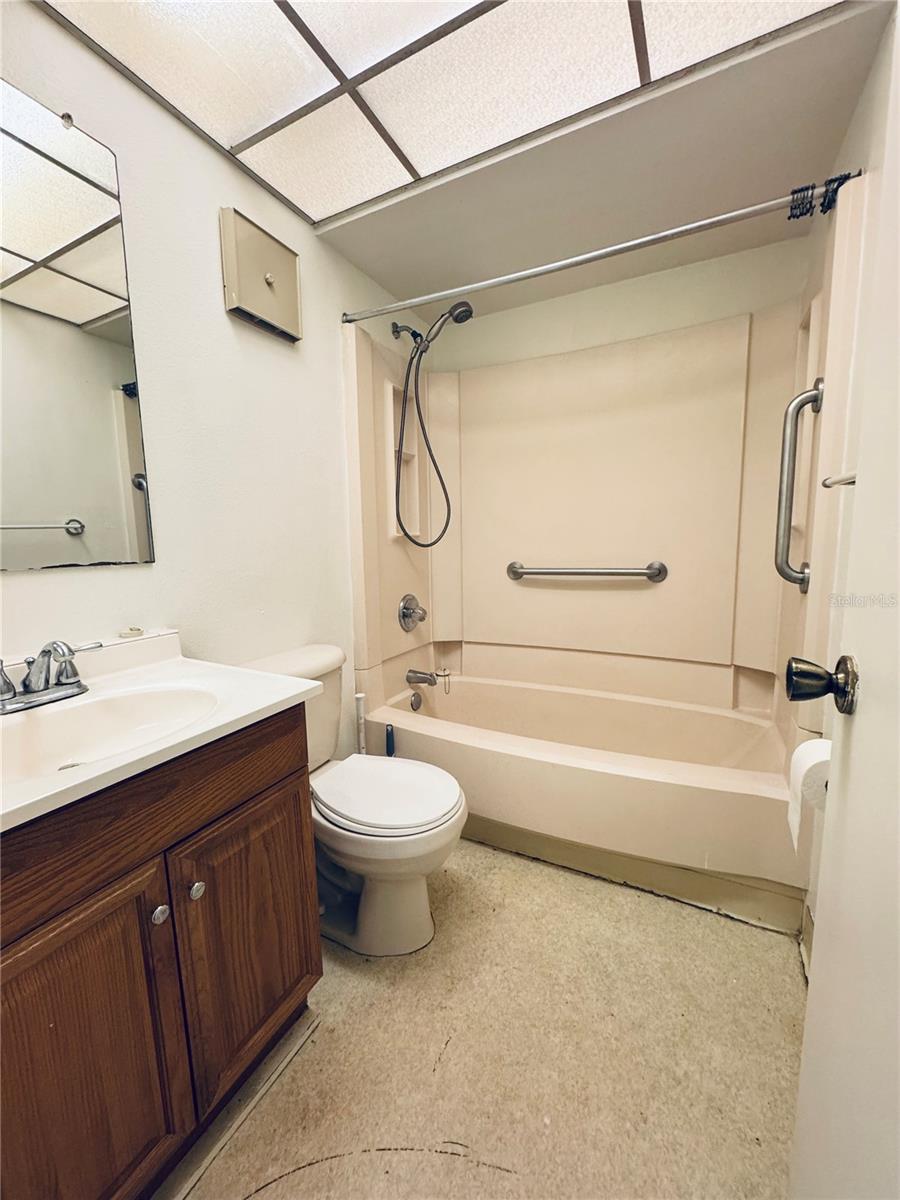 2452 ENTERPRISE RD #23 — photo 4