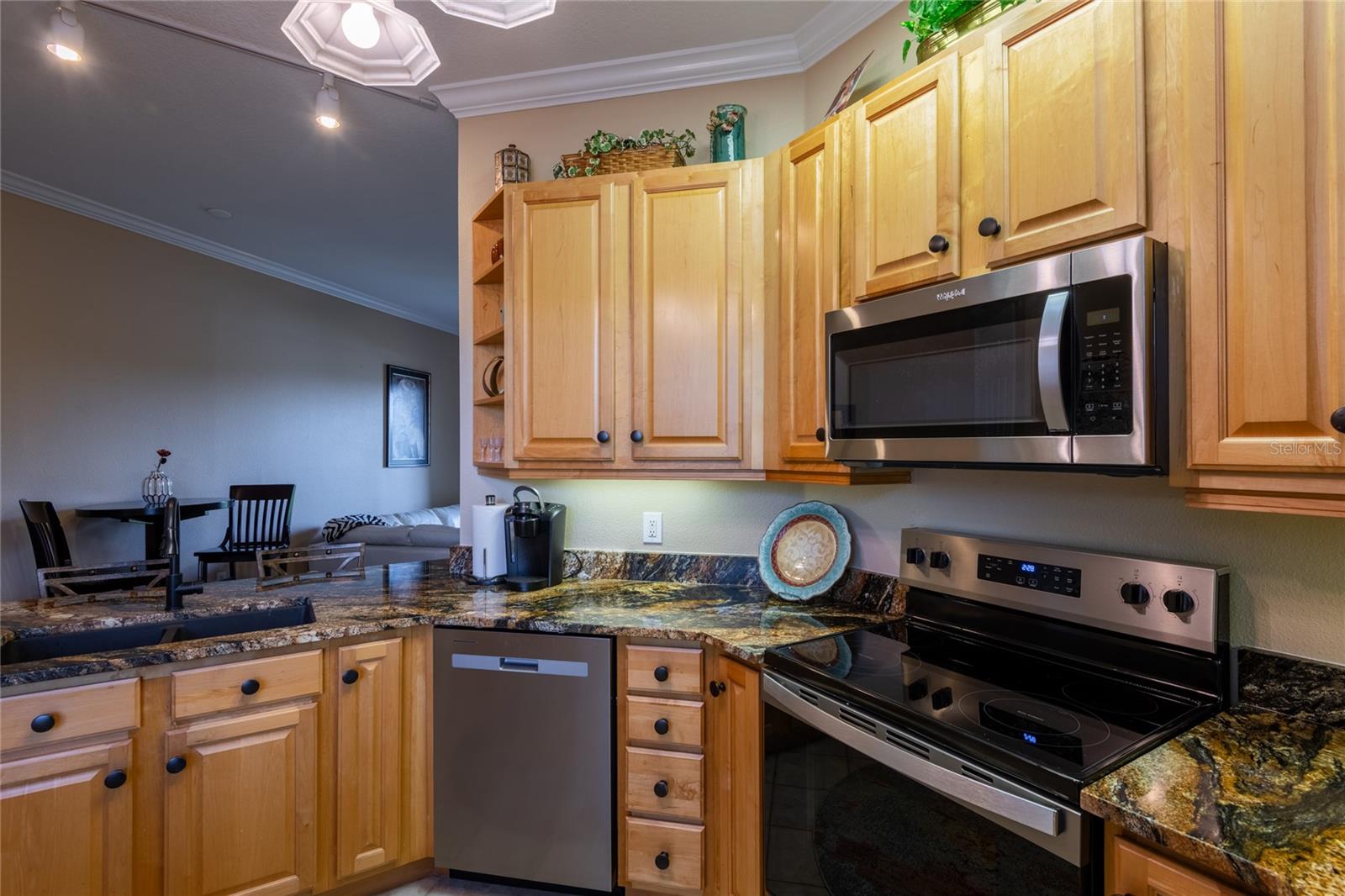 6808 DALI AVE #105 — photo 11