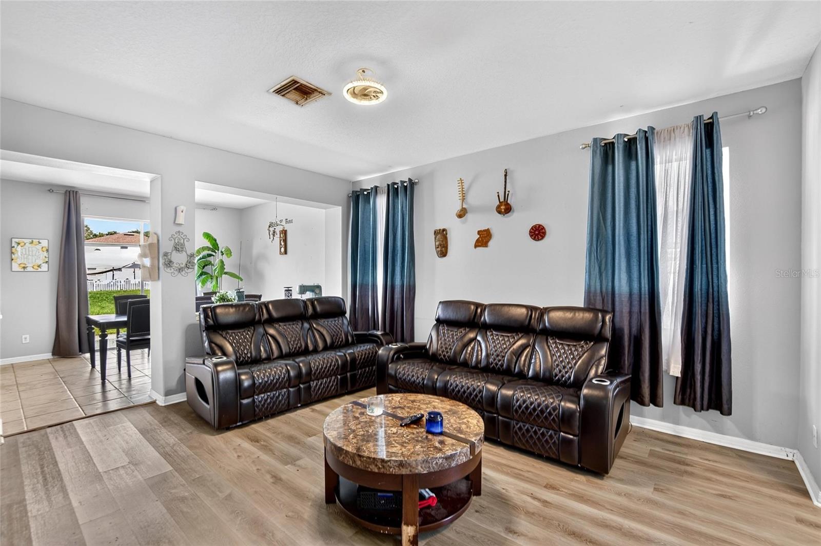 4951 WHISTLING PINES CT — photo 8