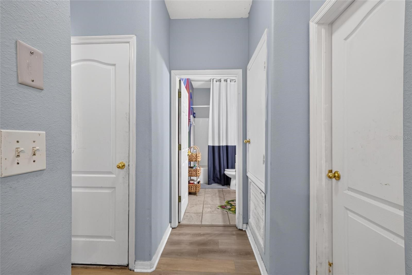 4951 WHISTLING PINES CT — photo 22