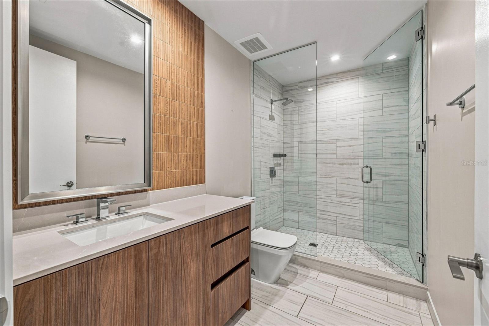 5120 MARINA WAY #16002 — photo 37