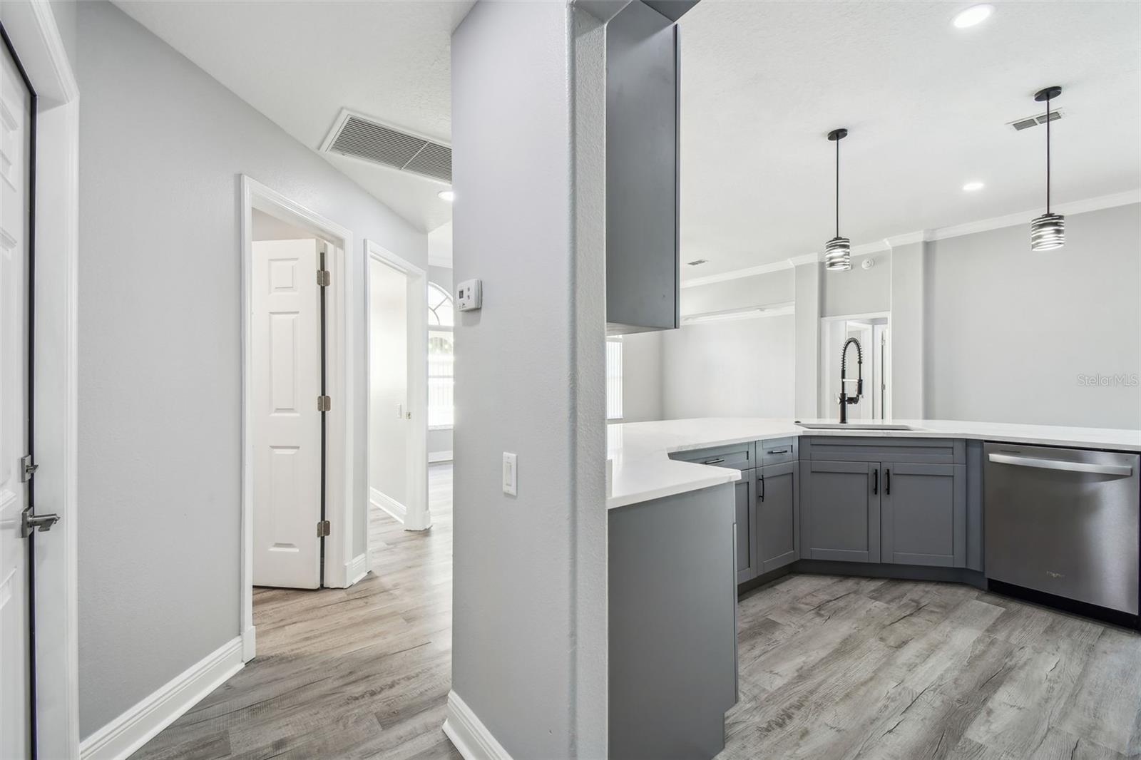 8818 POE DR — photo 25