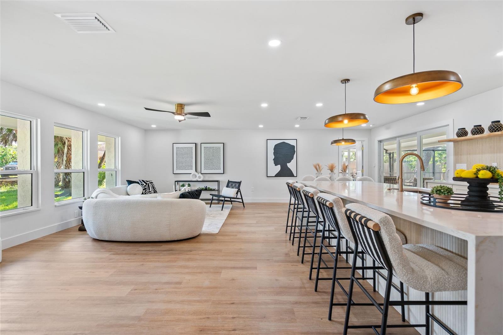 670 VENICE LN — photo 15