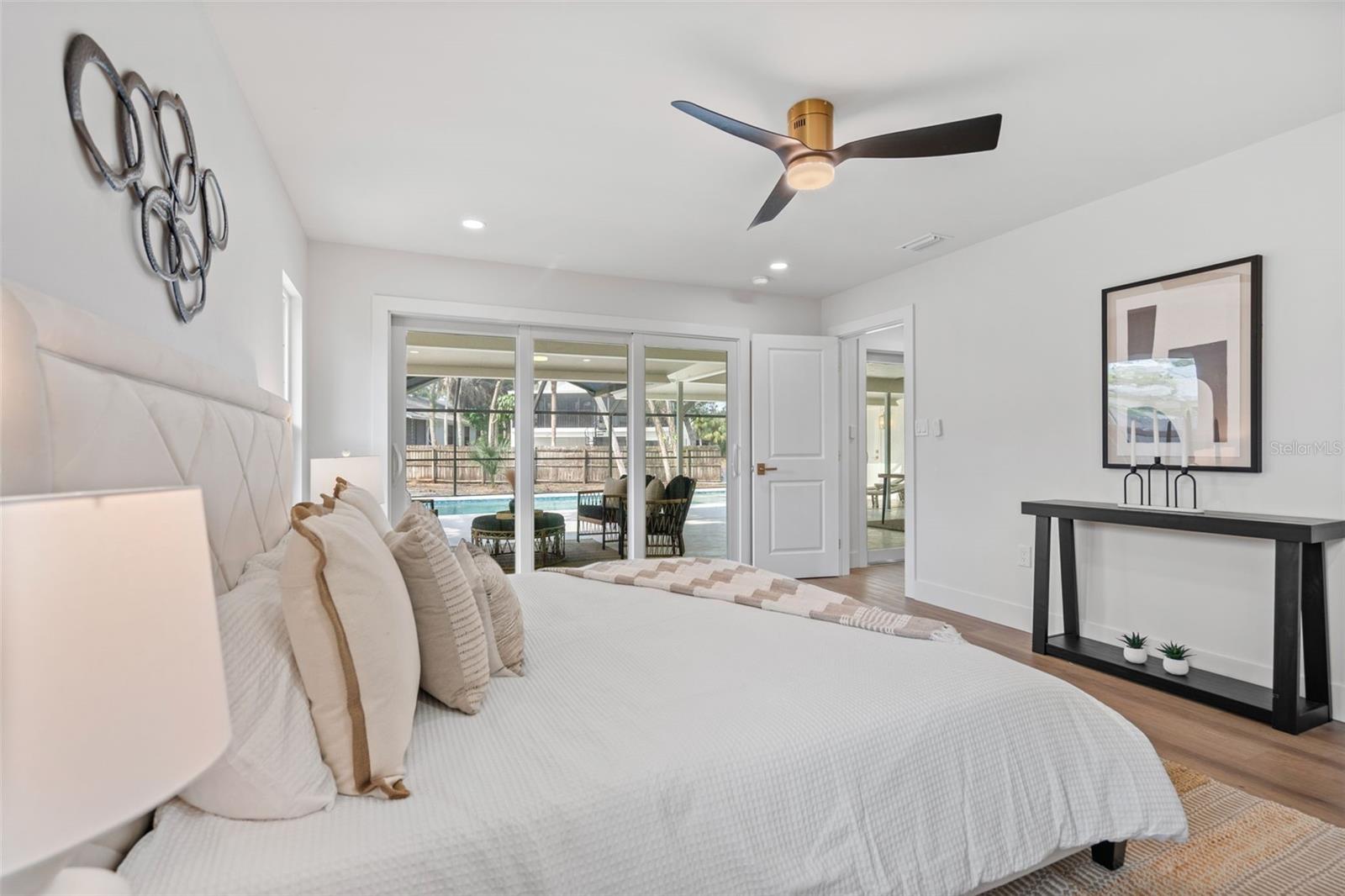 670 VENICE LN — photo 41