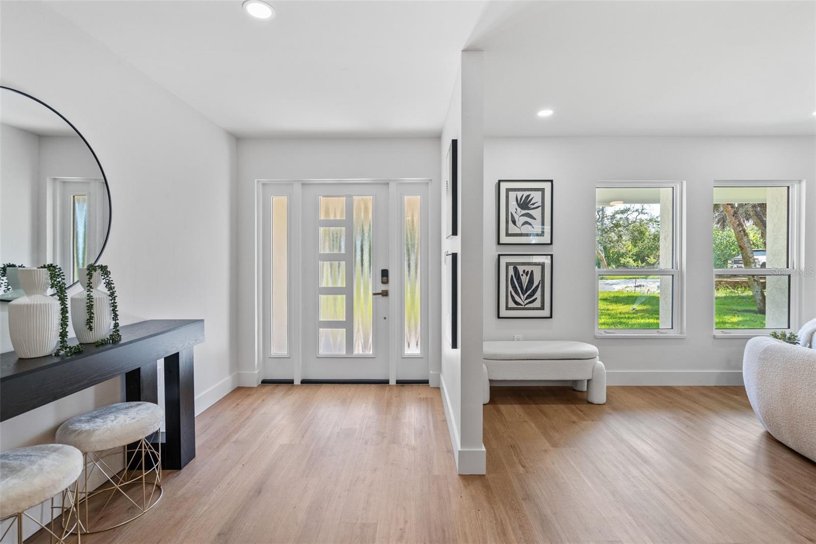 670 VENICE LN — photo 14