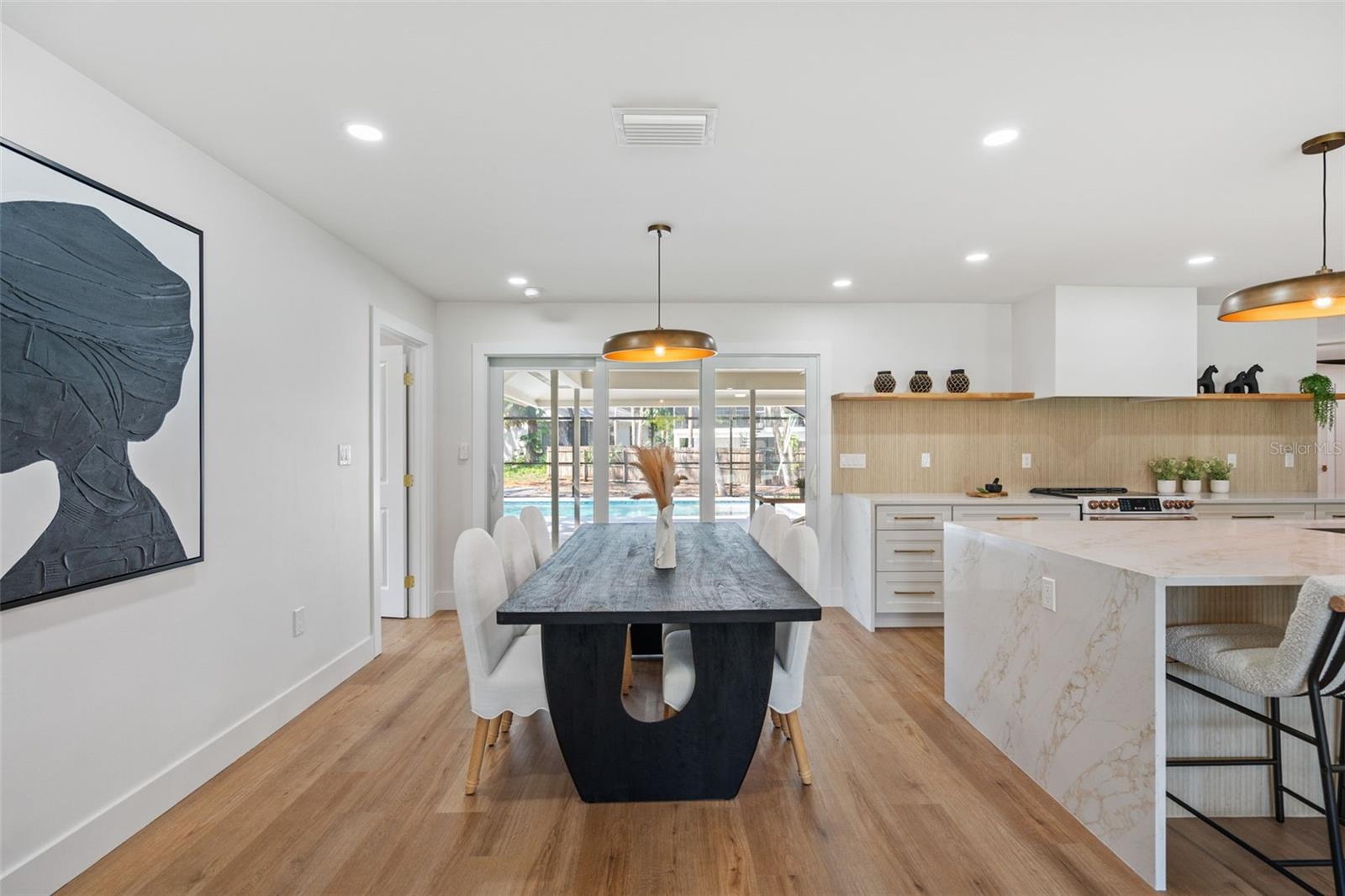 670 VENICE LN — photo 21
