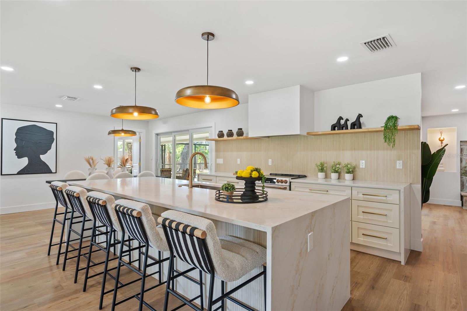 670 VENICE LN — photo 25