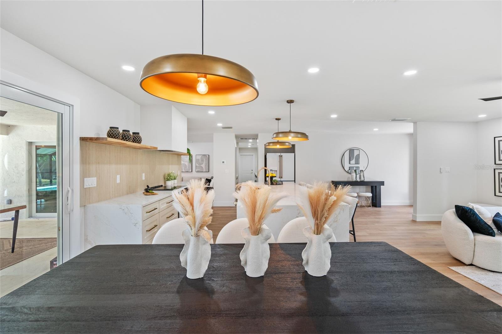 670 VENICE LN — photo 18