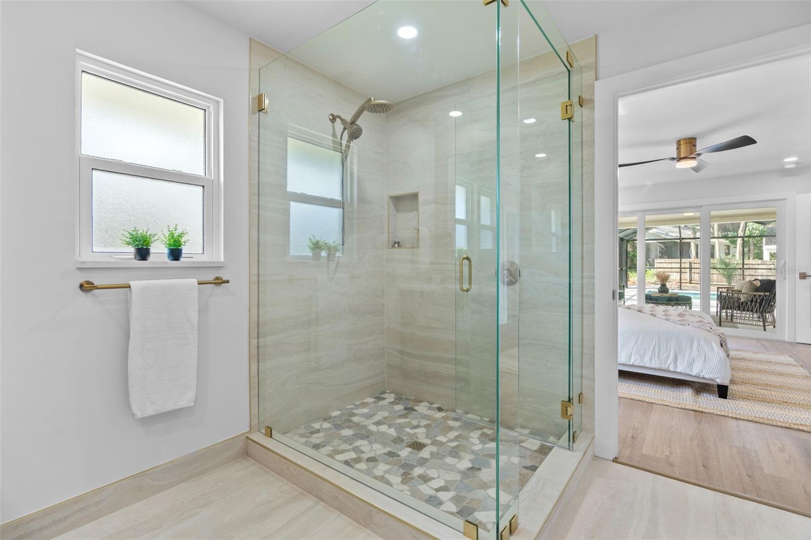 670 VENICE LN — photo 45