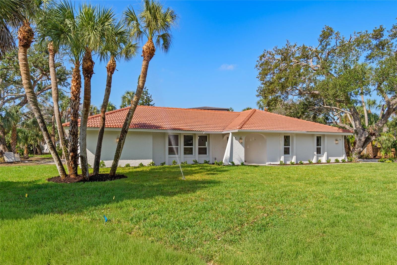 670 VENICE LN — photo 74