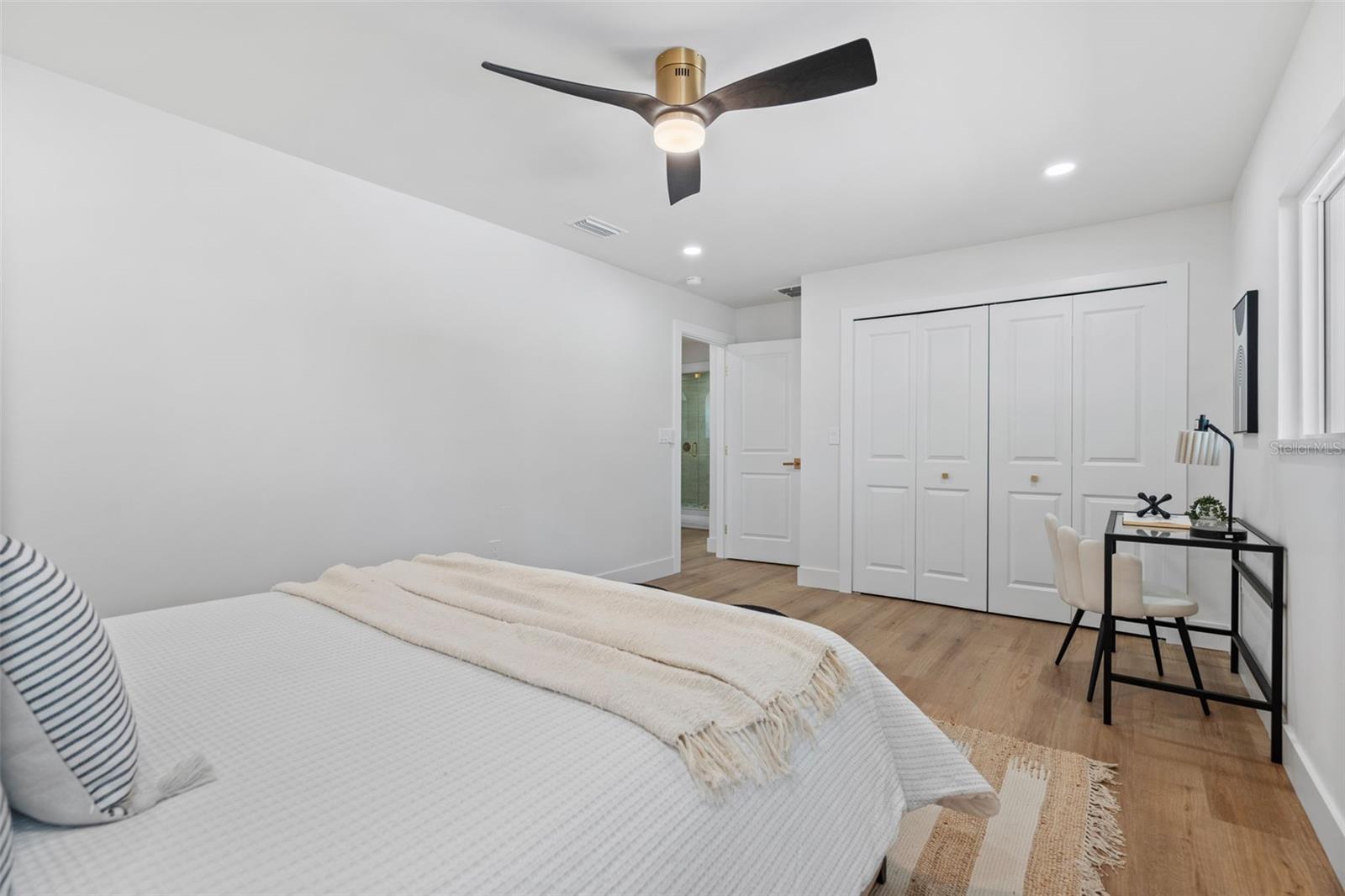 670 VENICE LN — photo 55