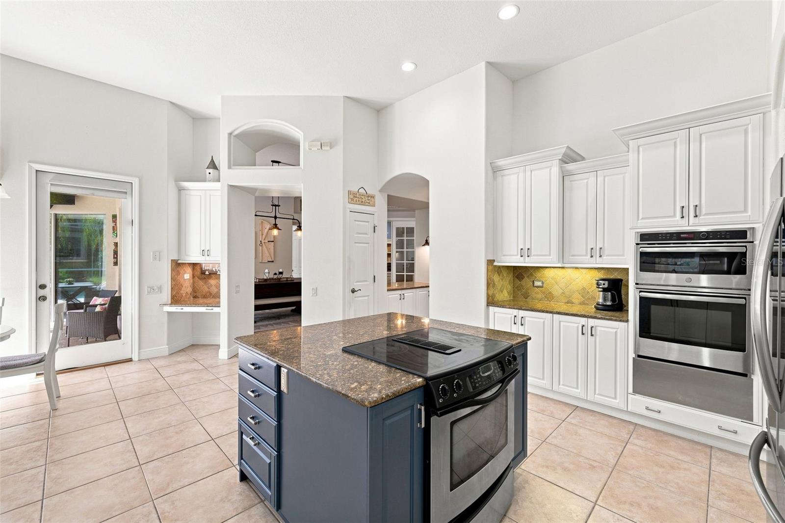 5091 JASMINE WAY — photo 3