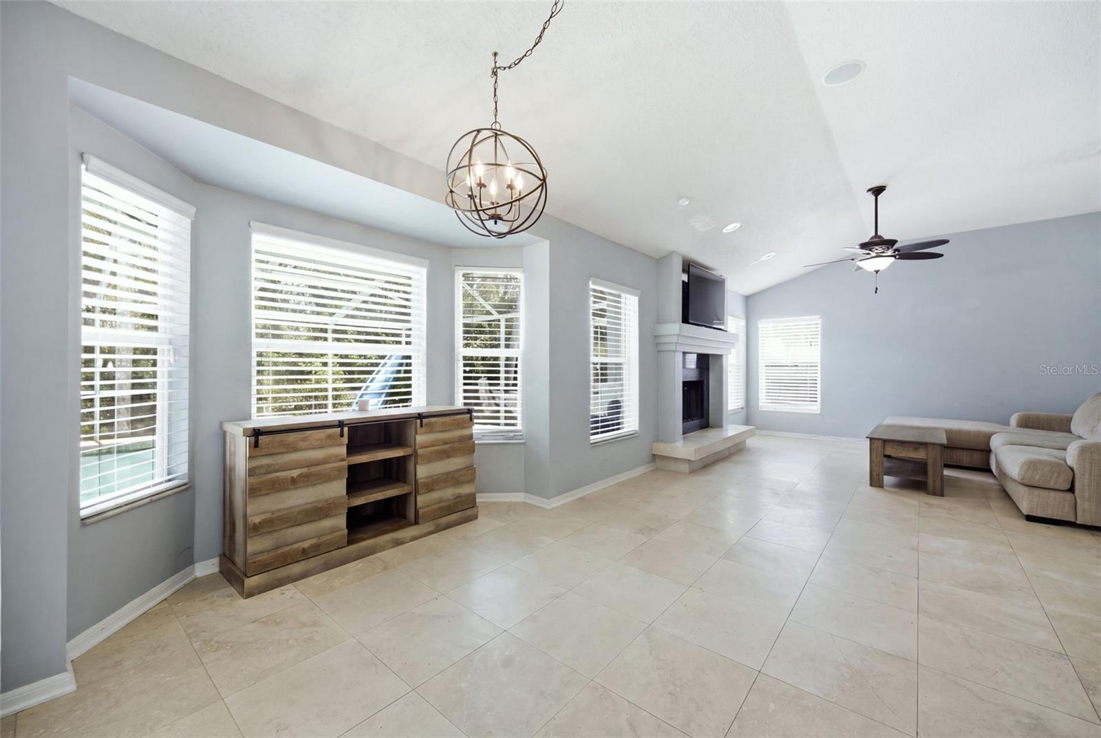 28707 RALEIGH PL — photo 12