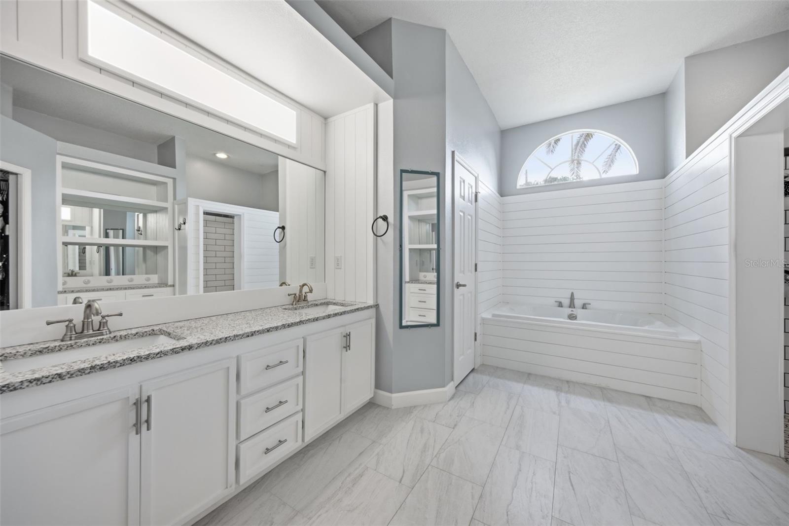28707 RALEIGH PL — photo 18
