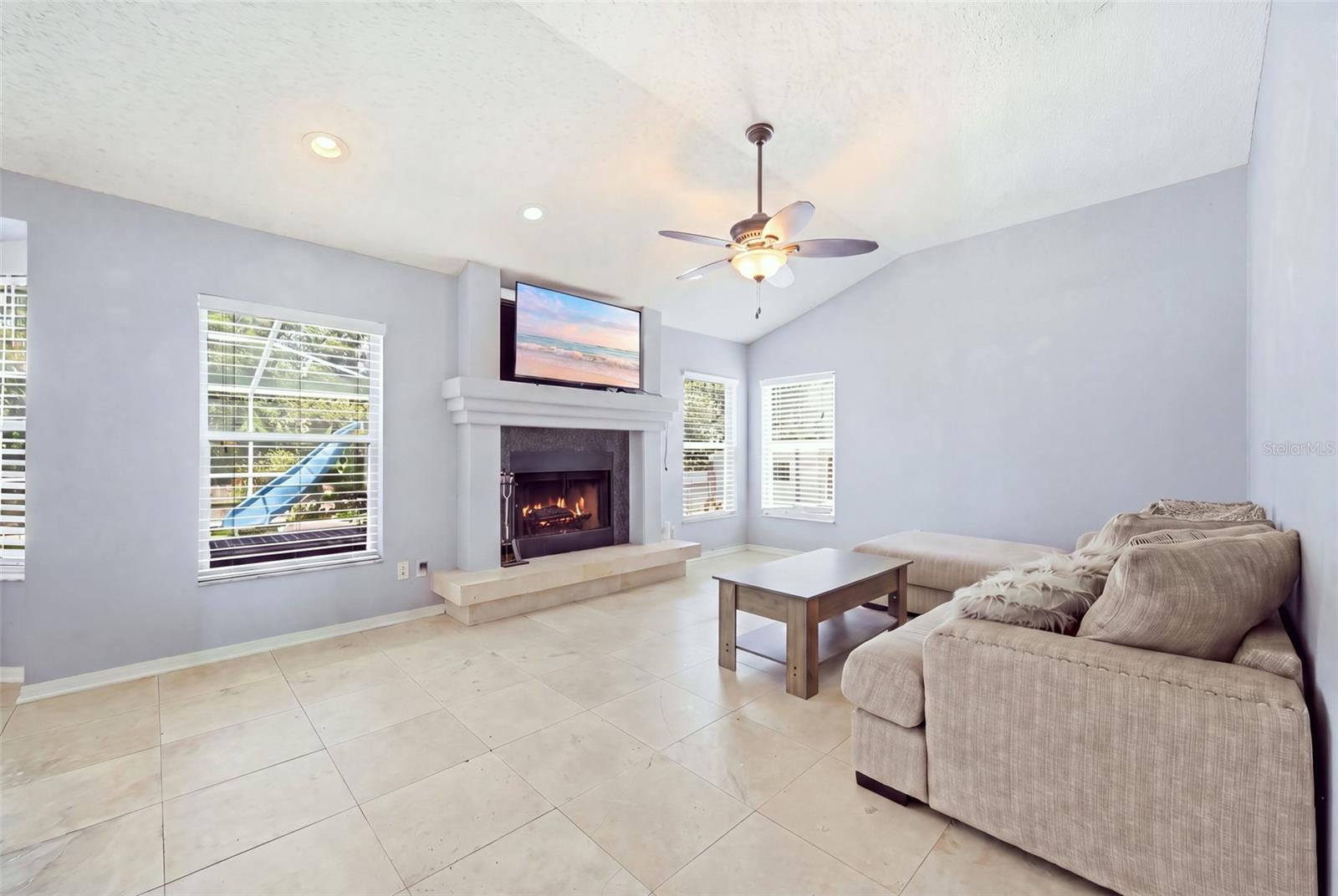 28707 RALEIGH PL — photo 13