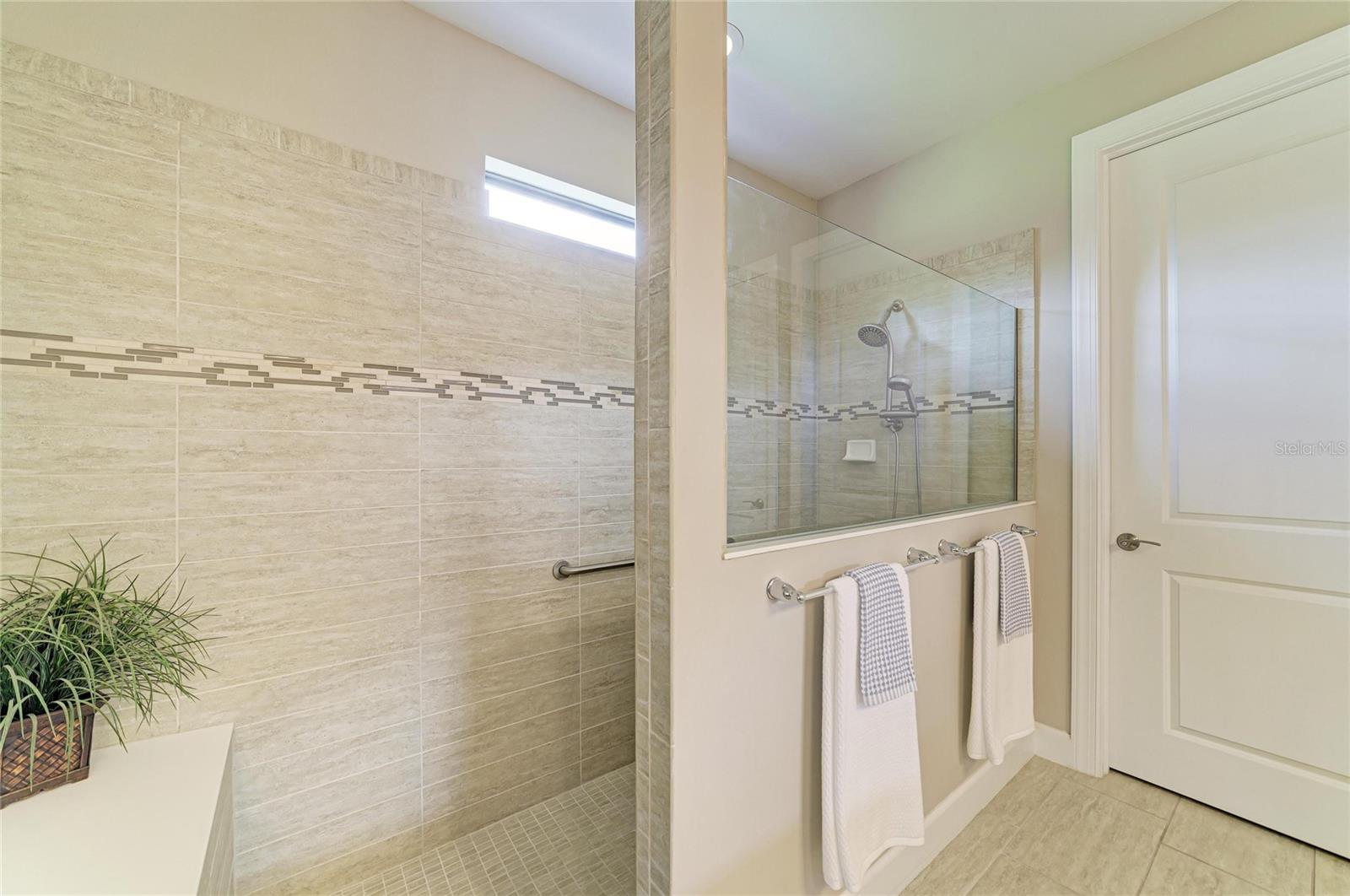 17226 SEAFORD WAY — photo 24
