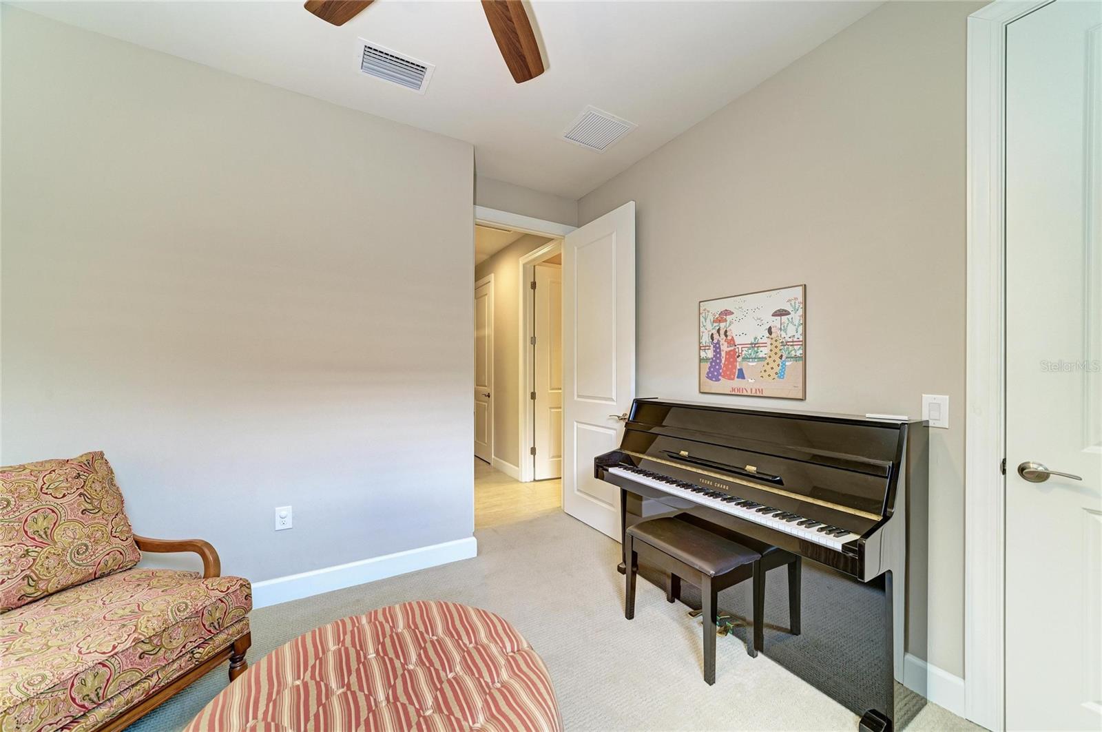 17226 SEAFORD WAY — photo 33