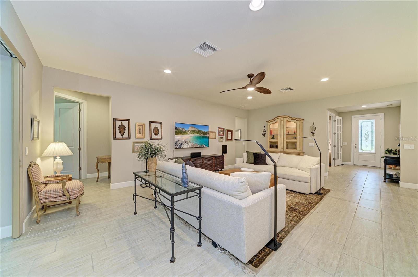 17226 SEAFORD WAY — photo 8