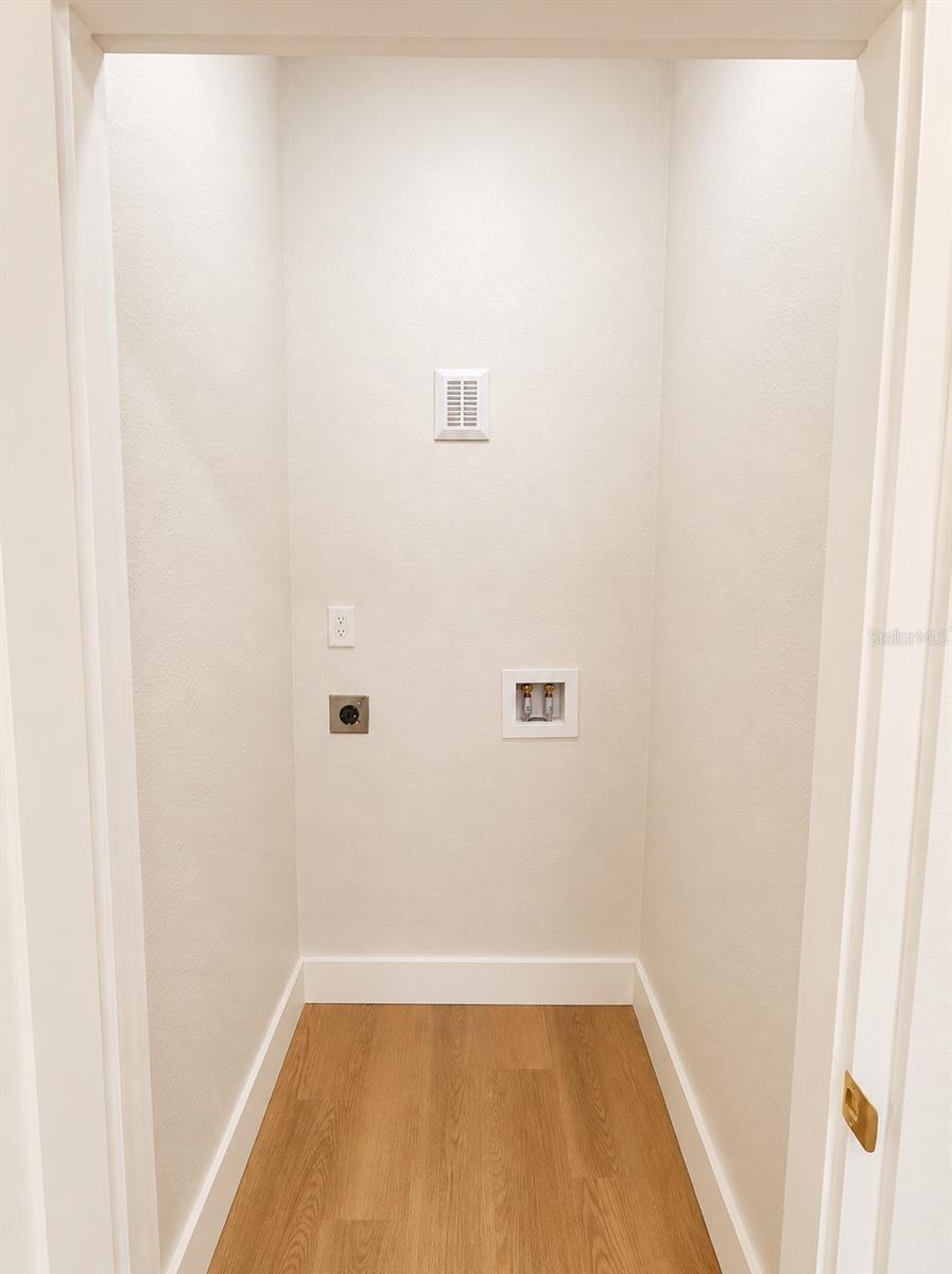 2908 BANZA ST — photo 25