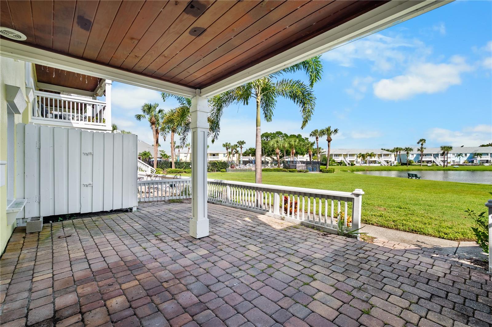 111 SEAHORSE DR SE #A — photo 33