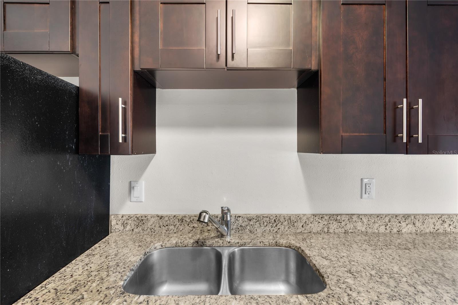 111 SEAHORSE DR SE #A — photo 15