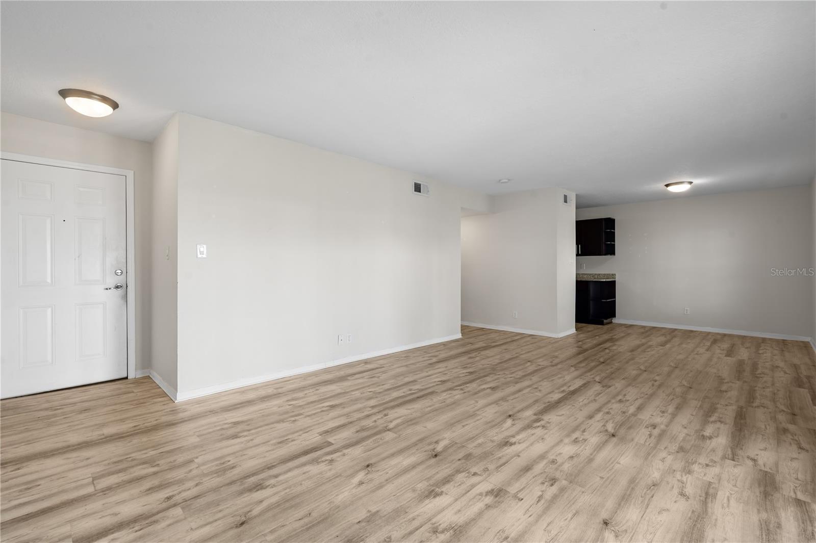 111 SEAHORSE DR SE #A — photo 7
