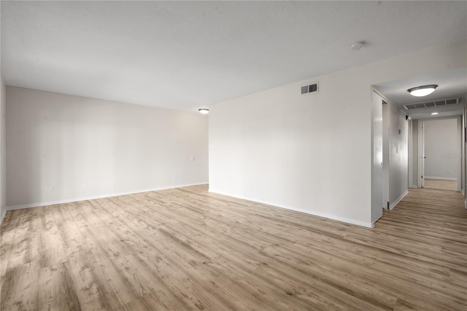 111 SEAHORSE DR SE #A — photo 18