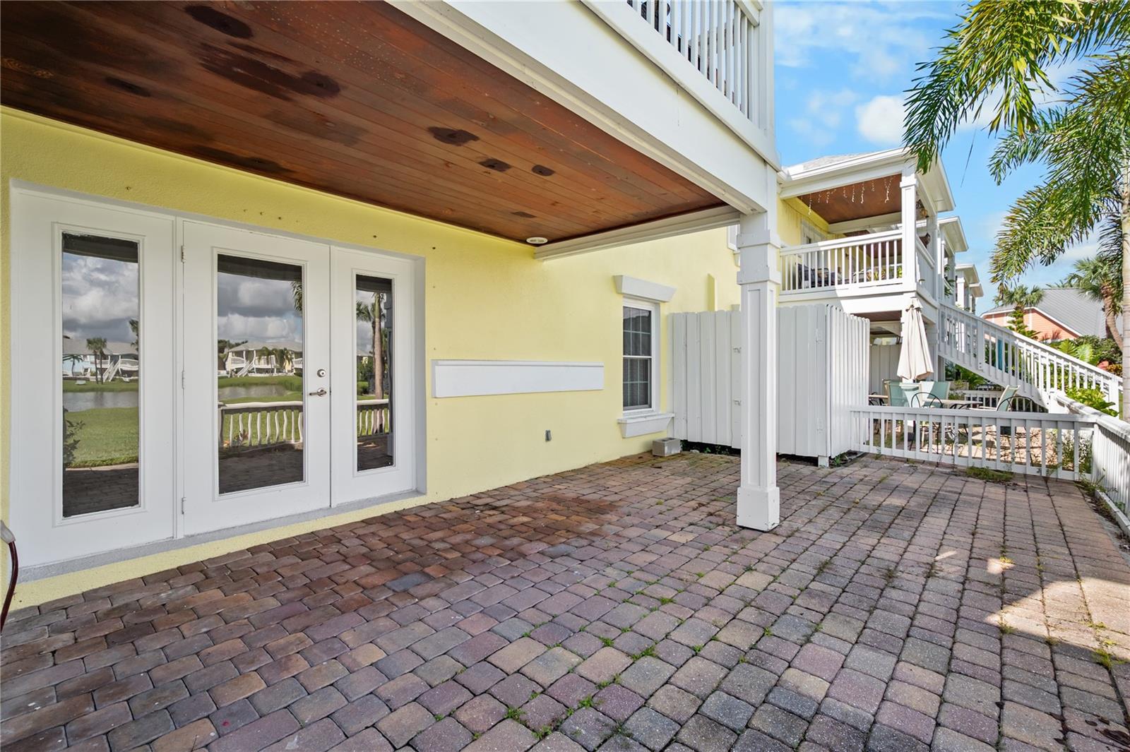 111 SEAHORSE DR SE #A — photo 35