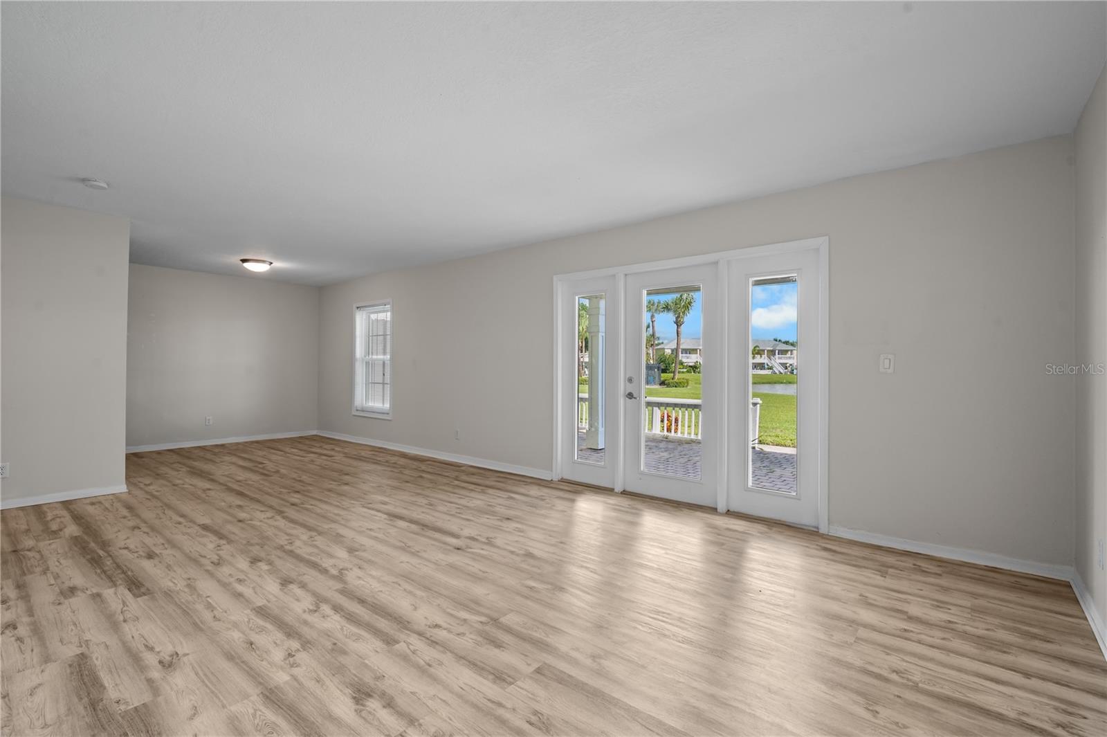 111 SEAHORSE DR SE #A — photo 6