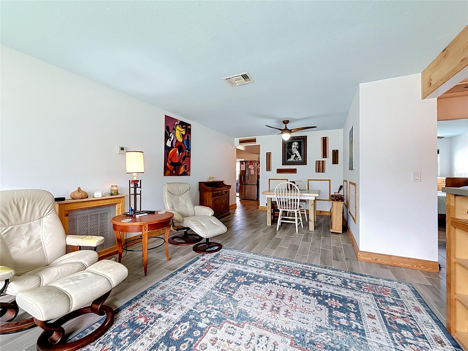 602 MINDY DR — photo 5