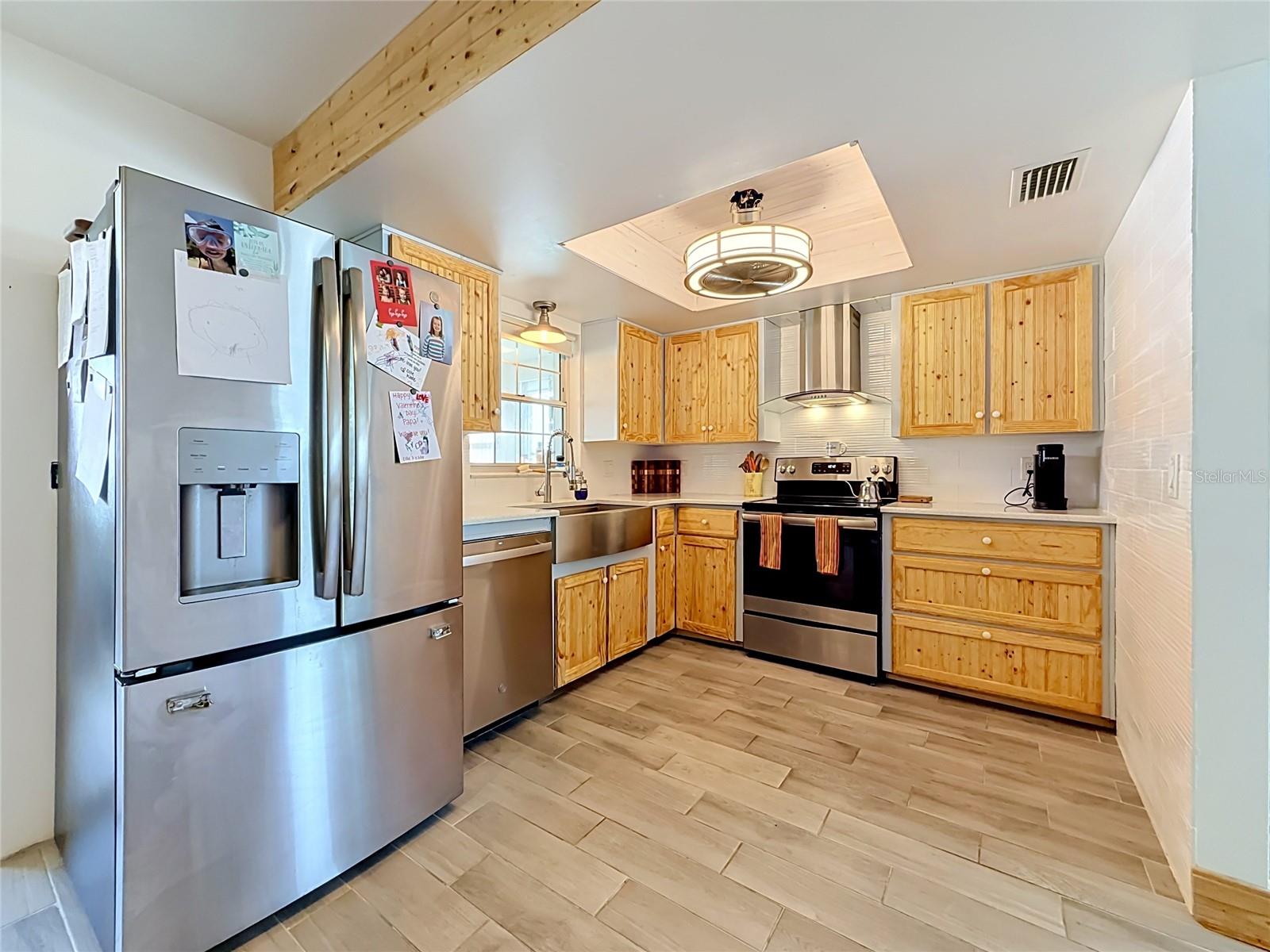 602 MINDY DR — photo 12