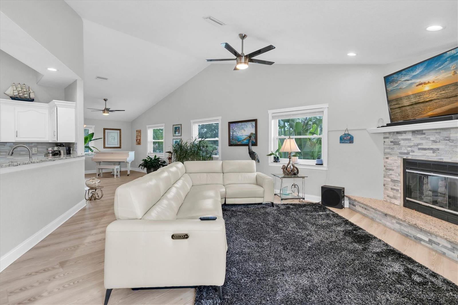 6501 MOCKINGBIRD WAY S — photo 12